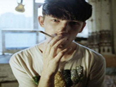 白丝老师让我 了一夜动态,游戏奇遇：白丝老师夜谈温馨瞬间
